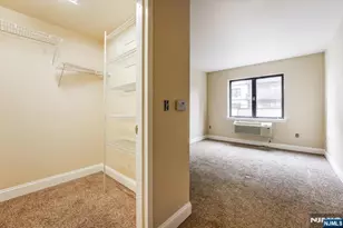 29 1st Street 508, Hackensack, NJ 07601 - Photo 15
