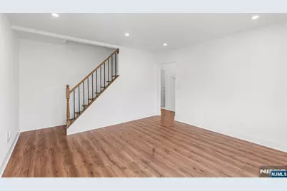 11 Dunkerly Street, Totowa, NJ 07512 - Photo 7