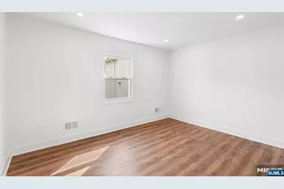 11 Dunkerly Street, Totowa, NJ 07512 - Photo 21