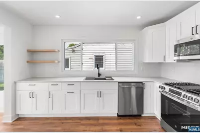 11 Dunkerly Street, Totowa, NJ 07512 - Photo 13