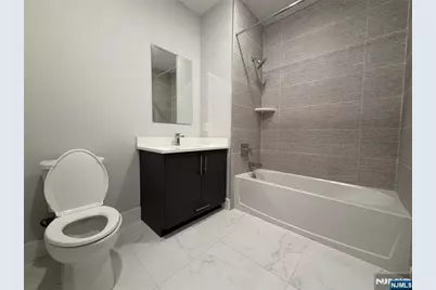 1685 Bergen Boulevard 511 #511, Fort Lee, NJ 07024 - Photo 7