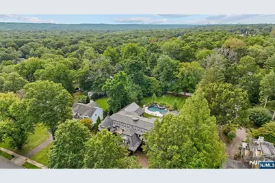296 Durie Avenue, Closter, NJ 07624 - Photo 3