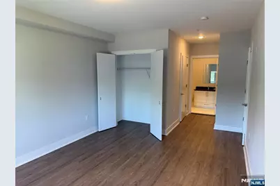 1685 Bergen Boulevard 503 #503, Fort Lee, NJ 07024 - Photo 5