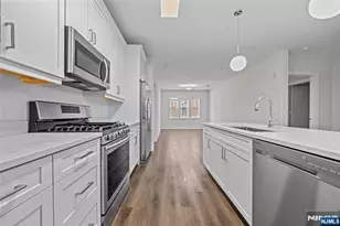 313 Woodland Pl 104, Leonia, NJ 07605 - Photo 7