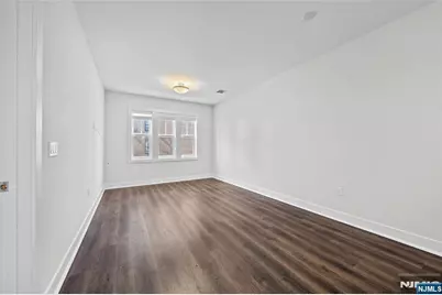 313 Woodland Place 104 #104, Leonia, NJ 07605 - Photo 9
