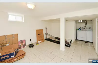 41 New York Avenue, Bergenfield, NJ 07621 - Photo 11