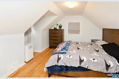 41 New York Avenue, Bergenfield, NJ 07621 - Photo 7