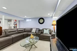 23 William St, Saddle Brook Township, NJ 07663 - Photo 25