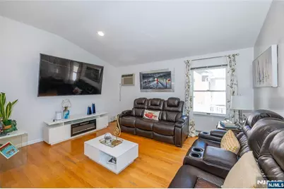 690 Garden Street, Maywood, NJ 07607 - Photo 13