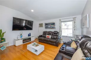 690 Garden St, Maywood, NJ 07607 - Photo 13