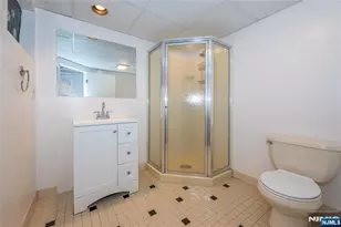 690 Garden St, Maywood, NJ 07607 - Photo 23