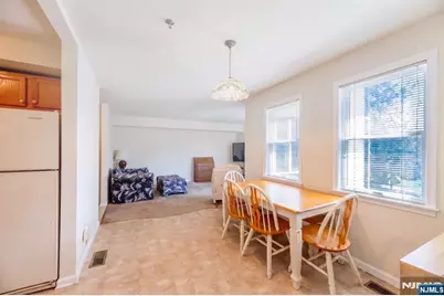 81 Park Edge 2K #2K, Berkeley Heights Township, NJ 07922 - Photo 7