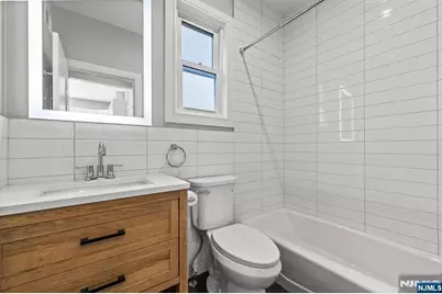 59 Locust Avenue 2R #2R, Wallington, NJ 07057 - Photo 7