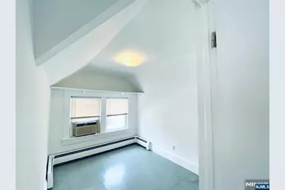 264 4th Street, Palisades Park, NJ 07650 - Photo 13