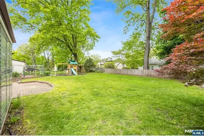 545 Jemco Place, Ridgewood, NJ 07450 - Photo 29