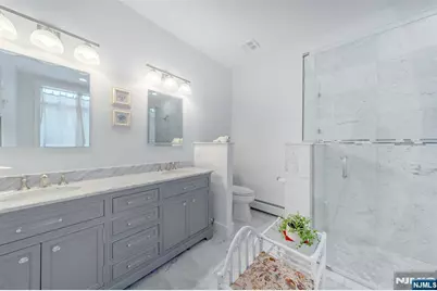 446 Elizabeth Street, Fort Lee, NJ 07024 - Photo 19