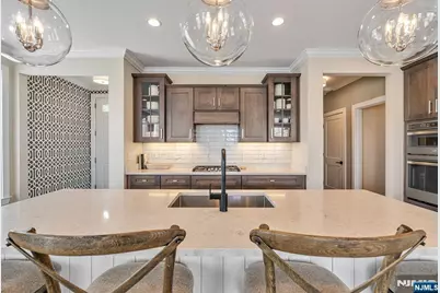137 Aspen Drive, Cedar Grove, NJ 07009 - Photo 7