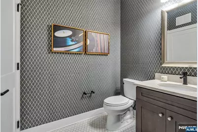 137 Aspen Drive, Cedar Grove, NJ 07009 - Photo 15