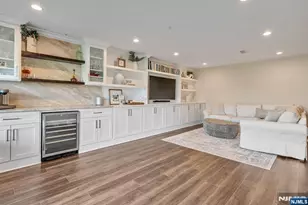 137 Aspen Dr, Cedar Grove, NJ 07009 - Photo 27
