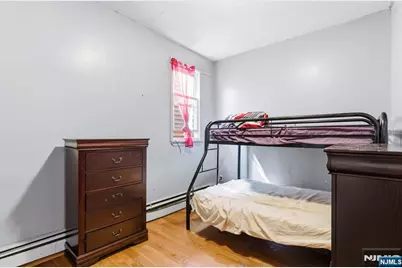 161 Seaview Avenue, Jersey City, NJ 07305 - Photo 17