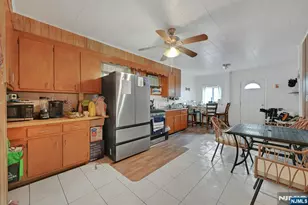 225 Palmer St, Elizabeth, NJ 07202 - Photo 3