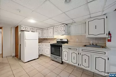 225 Palmer Street, Elizabeth, NJ 07202 - Photo 23