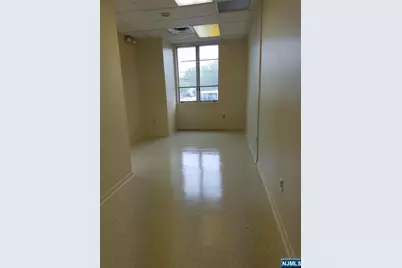 155 N Washington Avenue B-2nd. Fl. #B-2ND. FL., Bergenfield, NJ 07621 - Photo 3