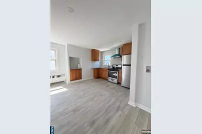 69 La Salle Avenue 2 #2, Clifton, NJ 07013 - Photo 3