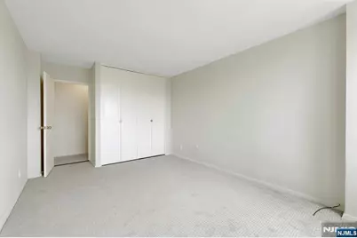 2000 Linwood 14 0 #14 0, Fort Lee, NJ 07024 - Photo 23