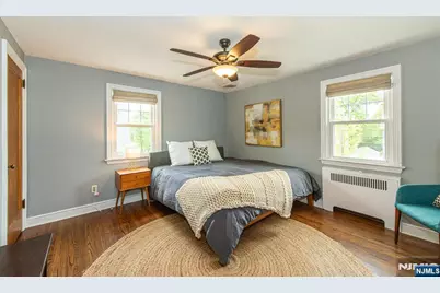 384 Essex Avenue, Bloomfield, NJ 07003 - Photo 19