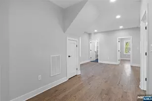 16 Old Short Hills Rd, Millburn, NJ 07041 - Photo 9