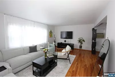 34 North Street 2 #2, Elmwood Park, NJ 07407 - Photo 3