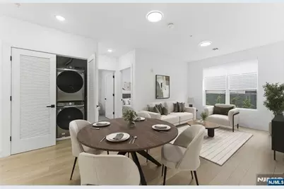 649 38th Street 203 #203, Union City, NJ 07087 - Photo 5