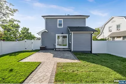 456 Collins Avenue, Hasbrouck Heights, NJ 07604 - Photo 33