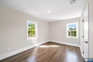 456 Collins Ave, Hasbrouck Heights, NJ 07604 - Photo 23