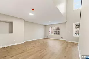 18 Kinney St, Newark, NJ 07102 - Photo 5