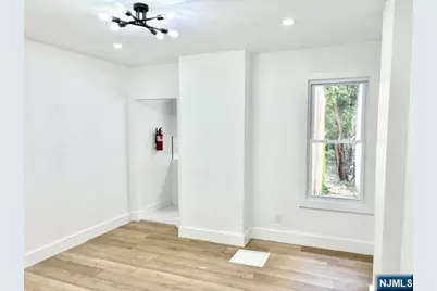 181 Washington Street, Trenton, NJ 08611 - Photo 3