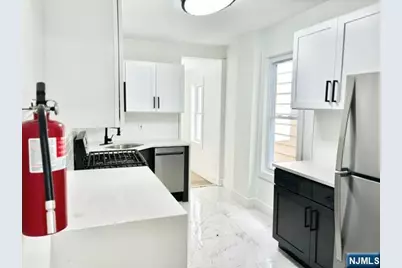 181 Washington Street, Trenton, NJ 08611 - Photo 5