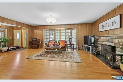 12 Beverly Road, Englewood Cliffs, NJ 07632 - Photo 3