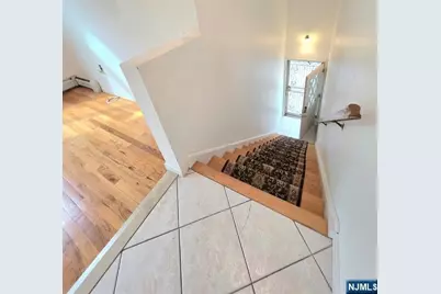 560 Studio Road 2nd Floor #2nd floor, Ridgefield, NJ 07657 - Photo 5