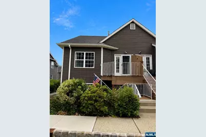 20 Midland Avenue H2 #H2, Kearny, NJ 07032 - Photo 1