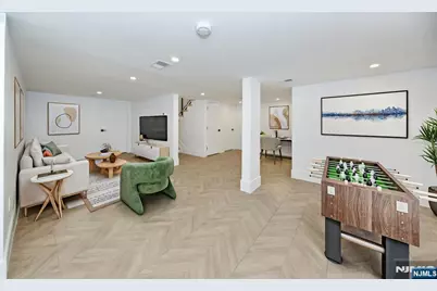 212 Monroe Avenue, River Edge, NJ 07661 - Photo 41