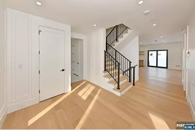 212 Monroe Avenue, River Edge, NJ 07661 - Photo 3