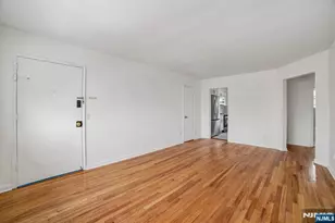 2430 8th Street 5B, Fort Lee, NJ 07024 - Photo 3