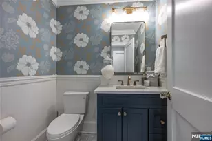 151 West End Ave, Ridgewood, NJ 07450 - Photo 17