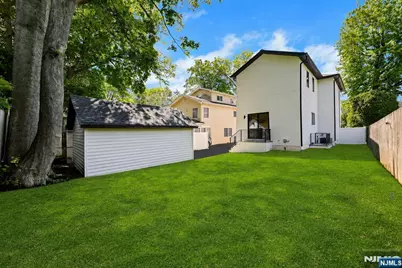229 Hickory Avenue, Tenafly, NJ 07670 - Photo 33