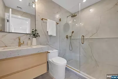 229 Hickory Avenue, Tenafly, NJ 07670 - Photo 17