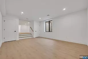 229 Hickory Ave, Tenafly, NJ 07670 - Photo 29