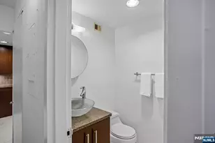 1077 River Road 1013, Edgewater, NJ 07020 - Photo 21