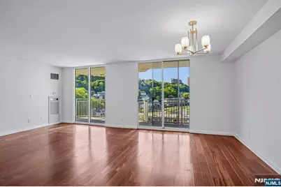 1077 River Road 1013 #1013, Edgewater, NJ 07020 - Photo 3